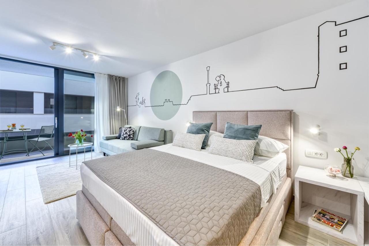 Hica Apartments La Linea Studio Apt With Balcony Дубровник Екстериор снимка