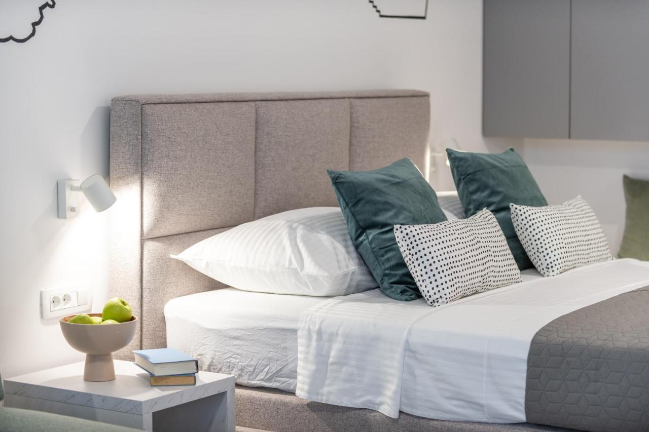 Hica Apartments La Linea Studio Apt With Balcony Дубровник Екстериор снимка